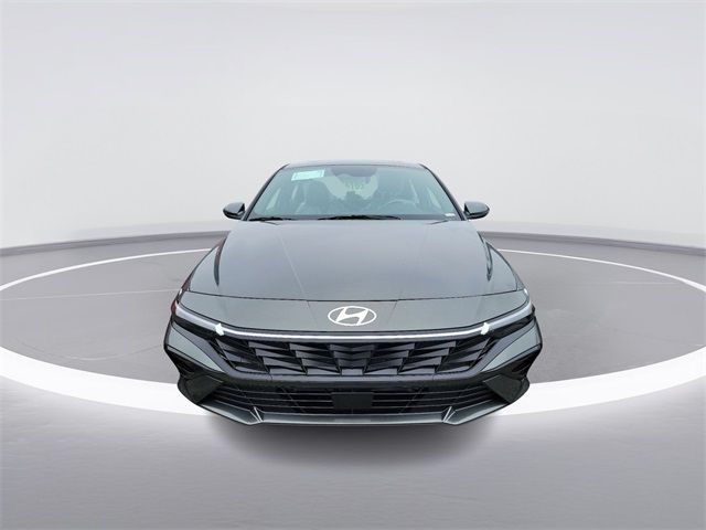 2025 Hyundai Elantra Hybrid Limited