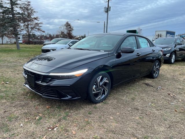 2025 Hyundai Elantra Hybrid Limited