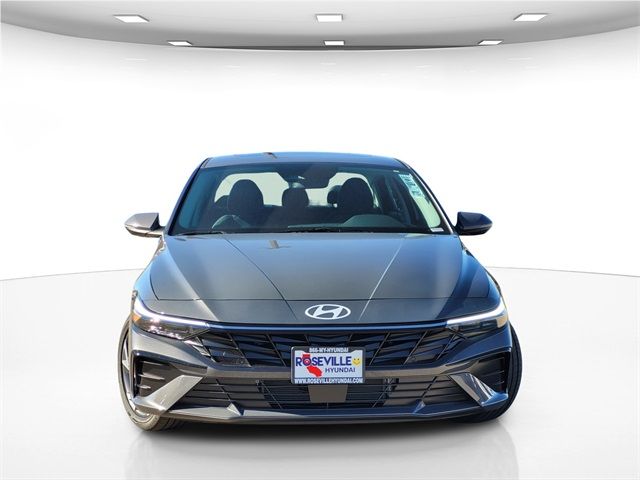 2025 Hyundai Elantra Hybrid Limited