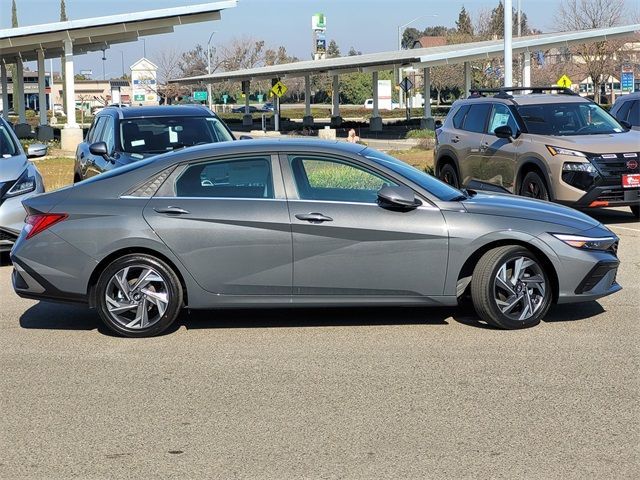 2025 Hyundai Elantra Hybrid Limited