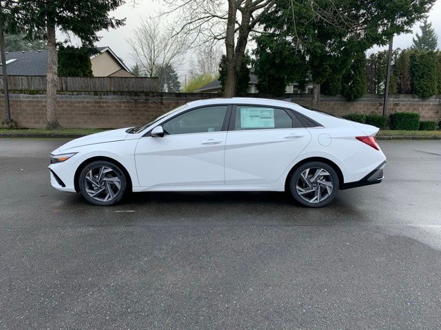 2025 Hyundai Elantra Hybrid Limited