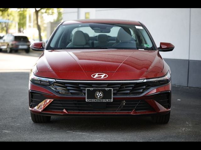 2025 Hyundai Elantra Hybrid Limited