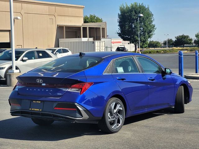 2025 Hyundai Elantra Hybrid Limited