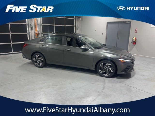 2025 Hyundai Elantra Hybrid Limited