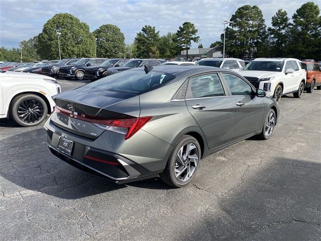 2025 Hyundai Elantra Hybrid Limited