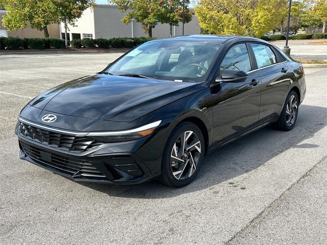 2025 Hyundai Elantra Hybrid Limited