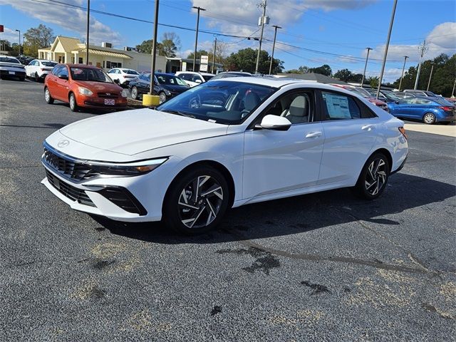 2025 Hyundai Elantra Hybrid Limited