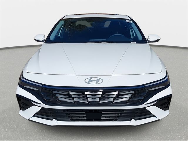 2025 Hyundai Elantra Hybrid Limited