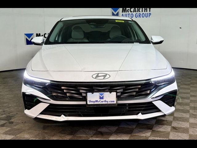 2025 Hyundai Elantra Hybrid Limited