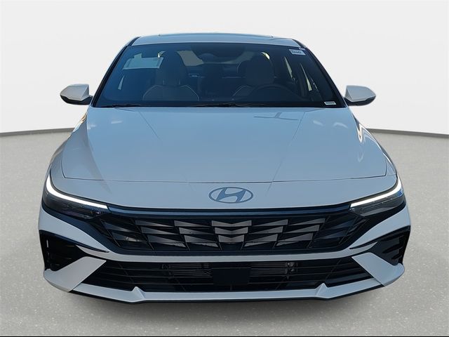 2025 Hyundai Elantra Hybrid Limited