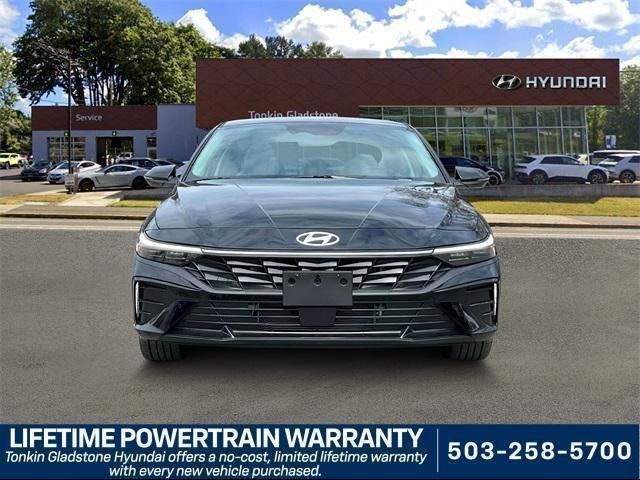 2025 Hyundai Elantra Hybrid Limited