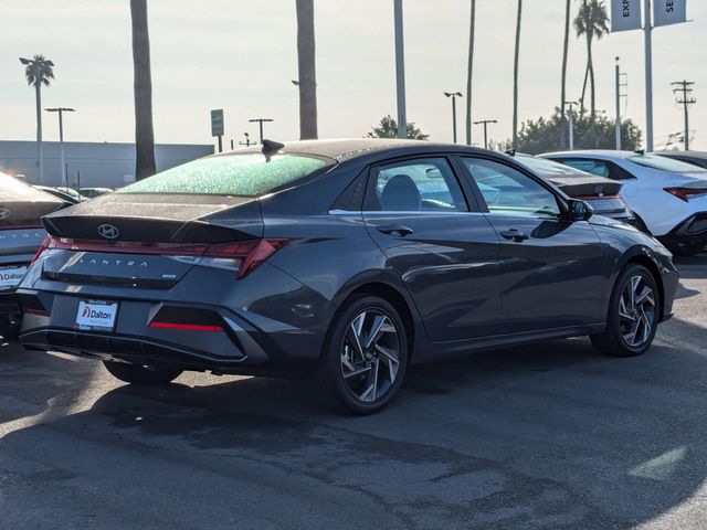 2025 Hyundai Elantra Hybrid Limited