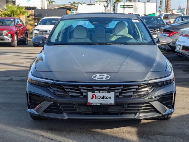 2025 Hyundai Elantra Hybrid Limited