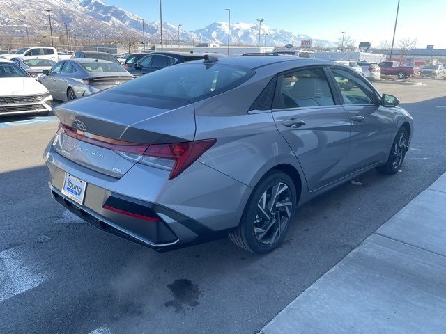 2025 Hyundai Elantra Hybrid Limited