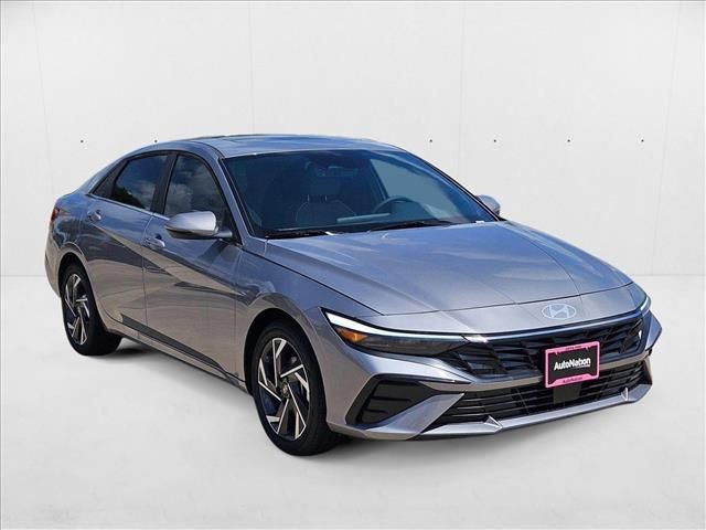 2025 Hyundai Elantra Hybrid Limited