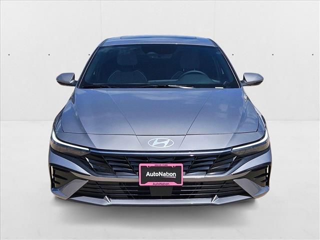 2025 Hyundai Elantra Hybrid Limited