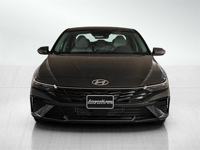 2025 Hyundai Elantra Hybrid Limited