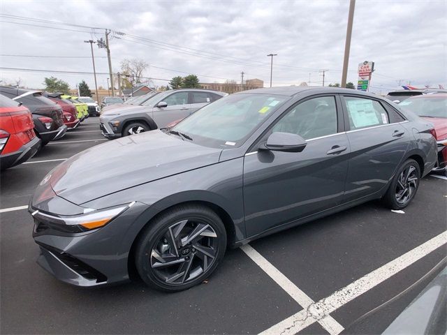 2025 Hyundai Elantra Hybrid Limited