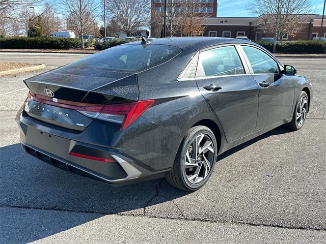 2025 Hyundai Elantra Hybrid Limited