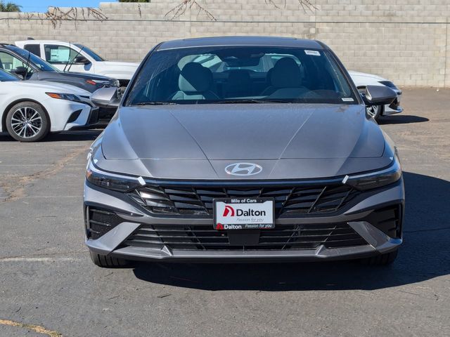 2025 Hyundai Elantra Hybrid Limited