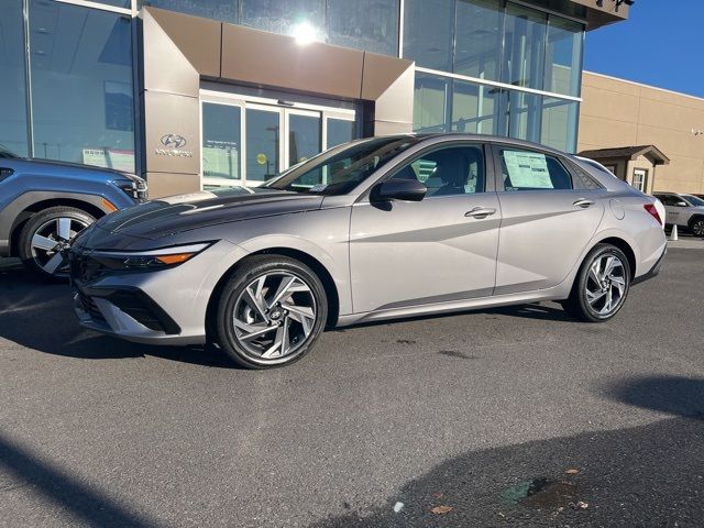 2025 Hyundai Elantra Hybrid Limited