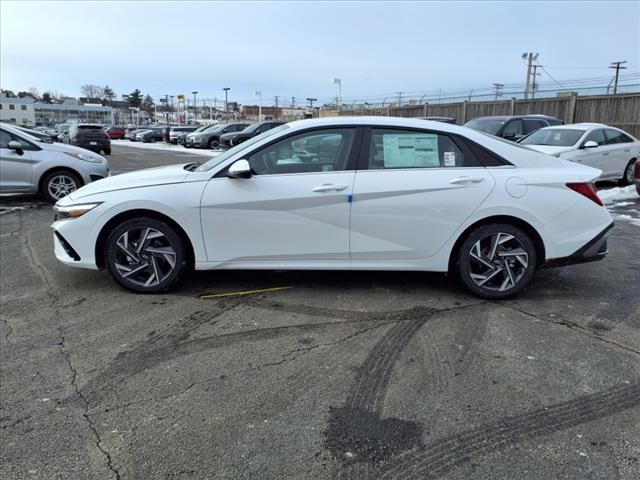 2025 Hyundai Elantra Hybrid Limited