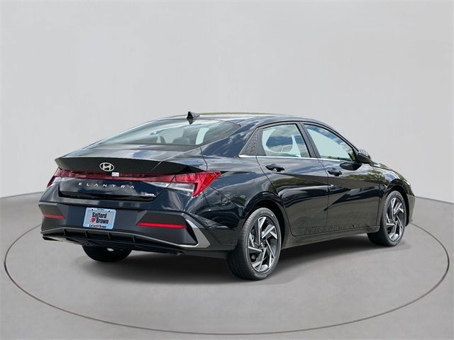 2025 Hyundai Elantra Hybrid Limited