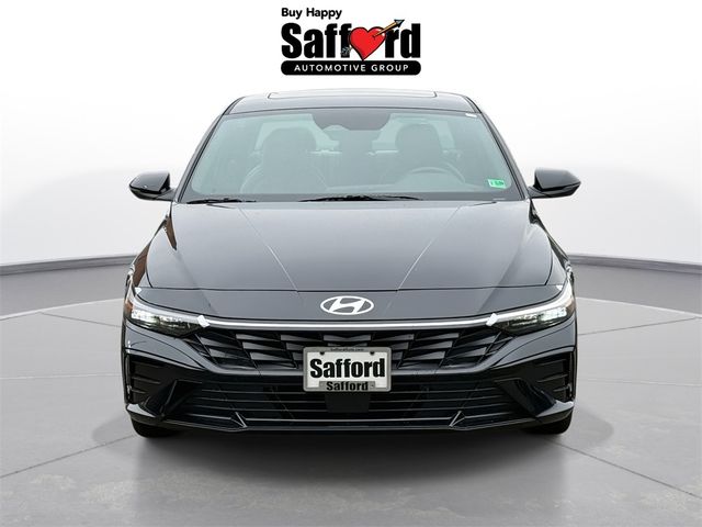 2025 Hyundai Elantra Hybrid Limited