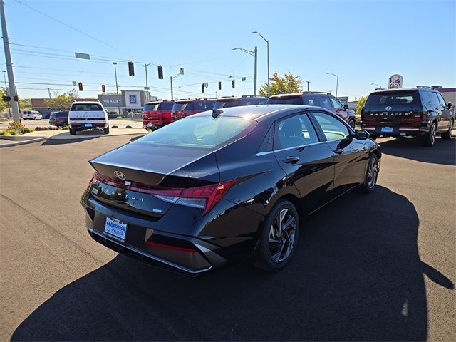 2025 Hyundai Elantra Hybrid Limited