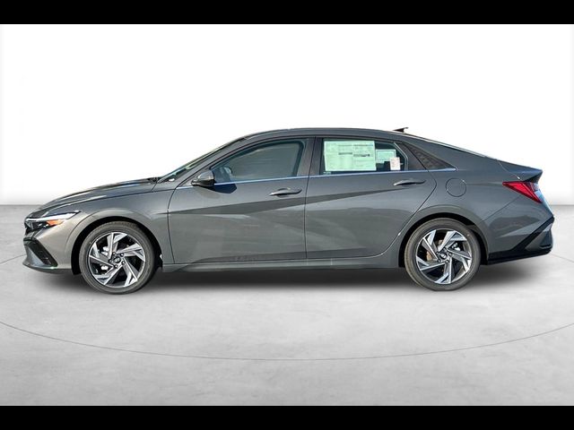 2025 Hyundai Elantra Hybrid Limited