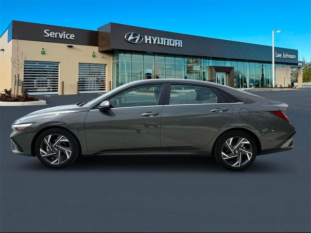 2025 Hyundai Elantra Hybrid Limited