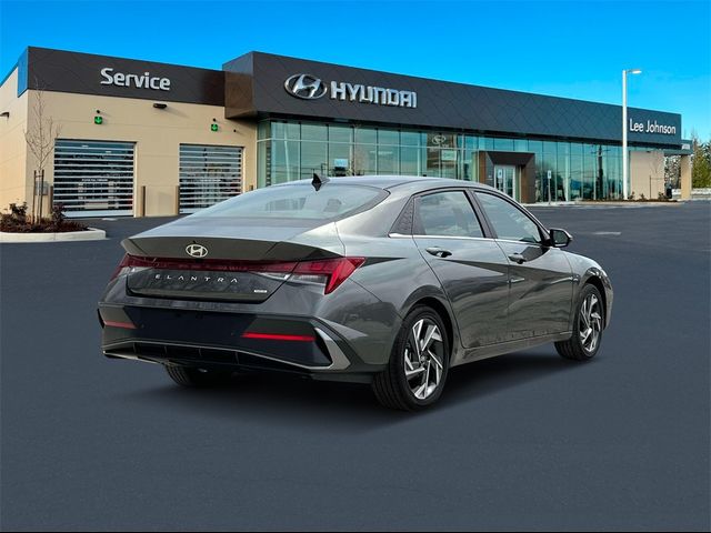 2025 Hyundai Elantra Hybrid Limited