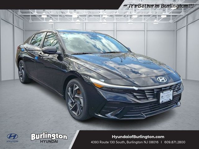 2025 Hyundai Elantra Hybrid Limited