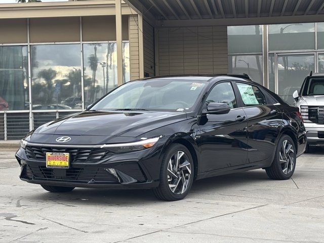 2025 Hyundai Elantra Hybrid Limited