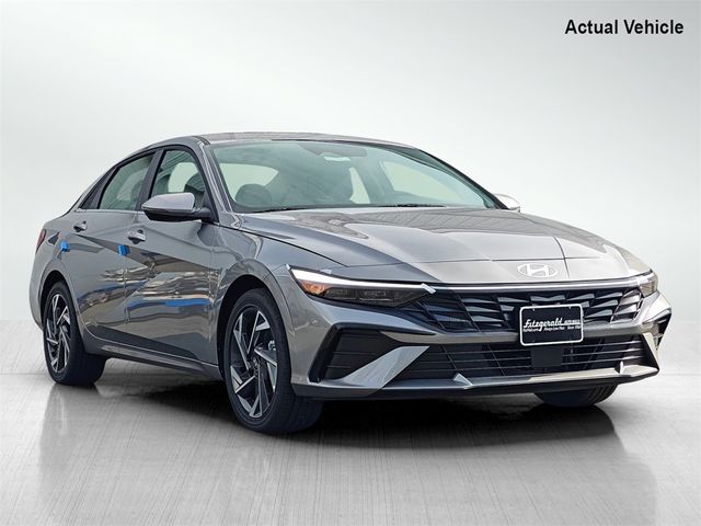 2025 Hyundai Elantra Hybrid Limited