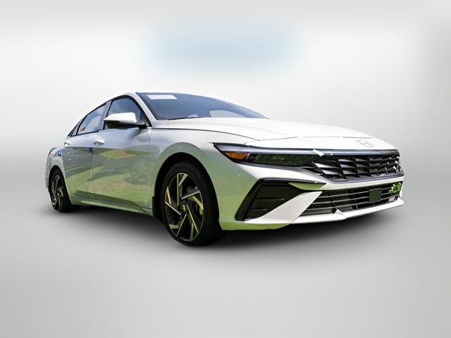 2025 Hyundai Elantra Hybrid Limited