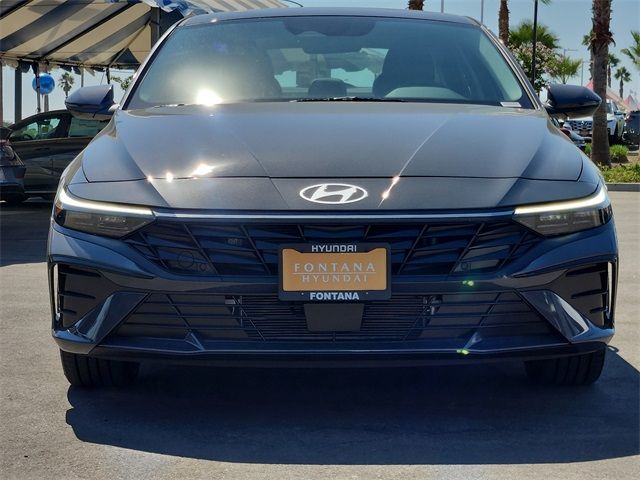 2025 Hyundai Elantra Hybrid Limited