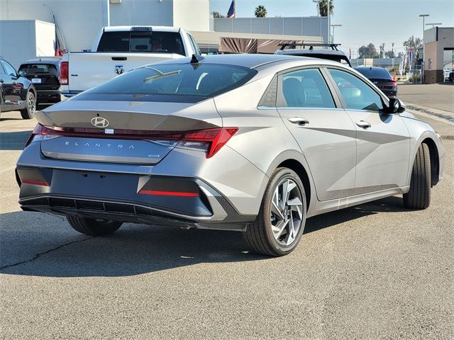 2025 Hyundai Elantra Hybrid Limited