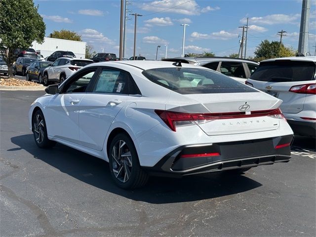 2025 Hyundai Elantra Hybrid Limited