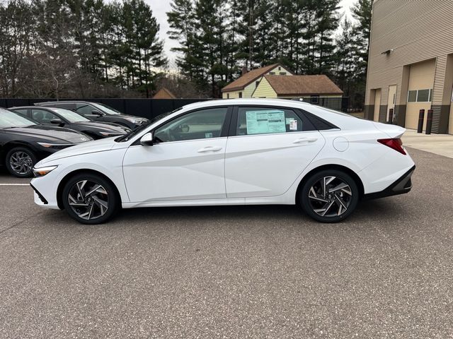 2025 Hyundai Elantra Hybrid Limited