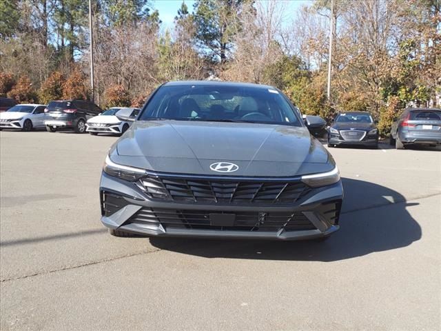 2025 Hyundai Elantra Hybrid Limited