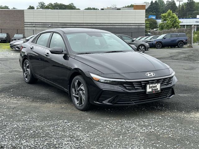 2025 Hyundai Elantra Hybrid Limited