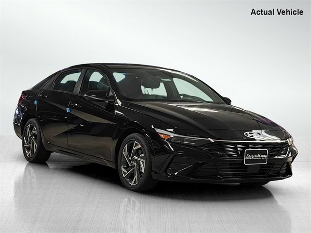 2025 Hyundai Elantra Hybrid Limited