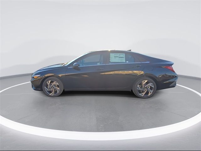 2025 Hyundai Elantra Hybrid Limited