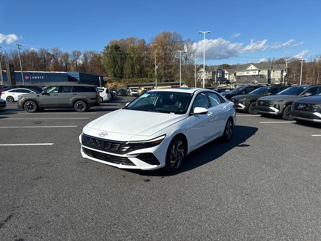 2025 Hyundai Elantra Hybrid Limited