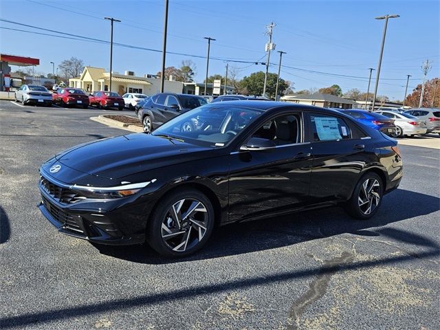 2025 Hyundai Elantra Hybrid Limited