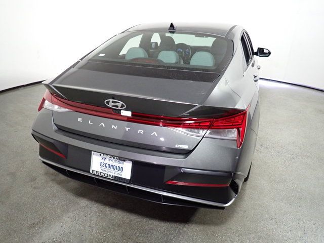 2025 Hyundai Elantra Hybrid Limited