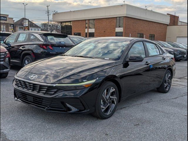 2025 Hyundai Elantra Hybrid Limited