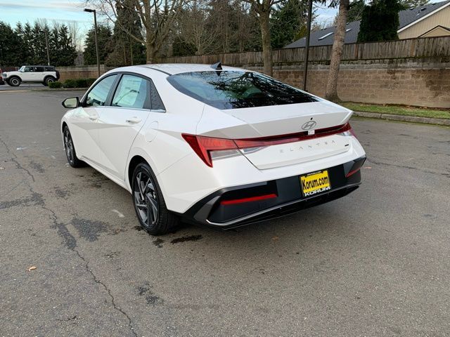 2025 Hyundai Elantra Hybrid Limited