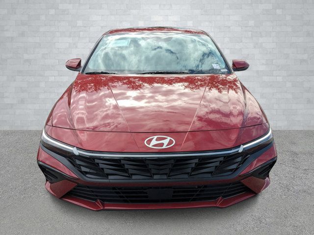 2025 Hyundai Elantra Hybrid Limited